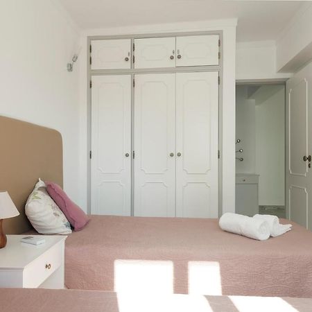Chantal Apartment - Near The Beach - Quarteira Buitenkant foto