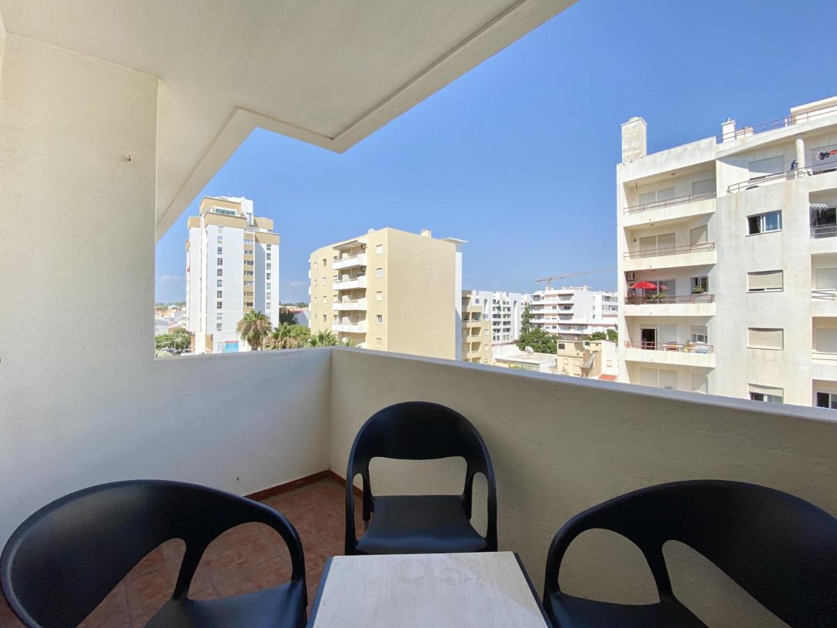 Chantal Apartment - Near The Beach - Quarteira Buitenkant foto