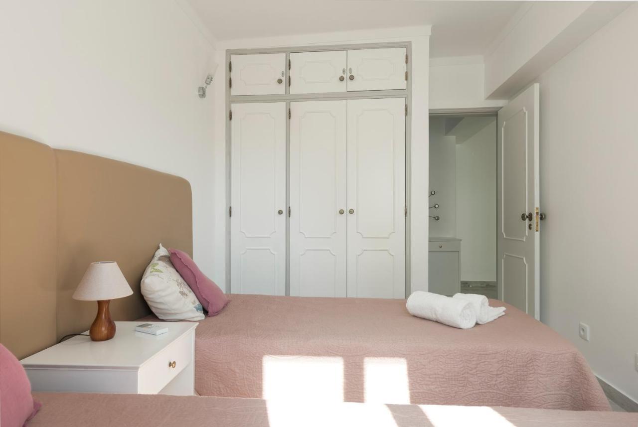 Chantal Apartment - Near The Beach - Quarteira Buitenkant foto